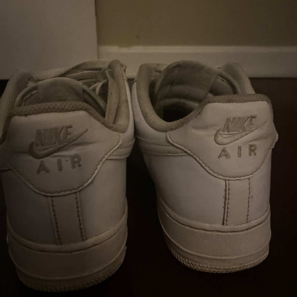 White af1 - Picture 3 of 4